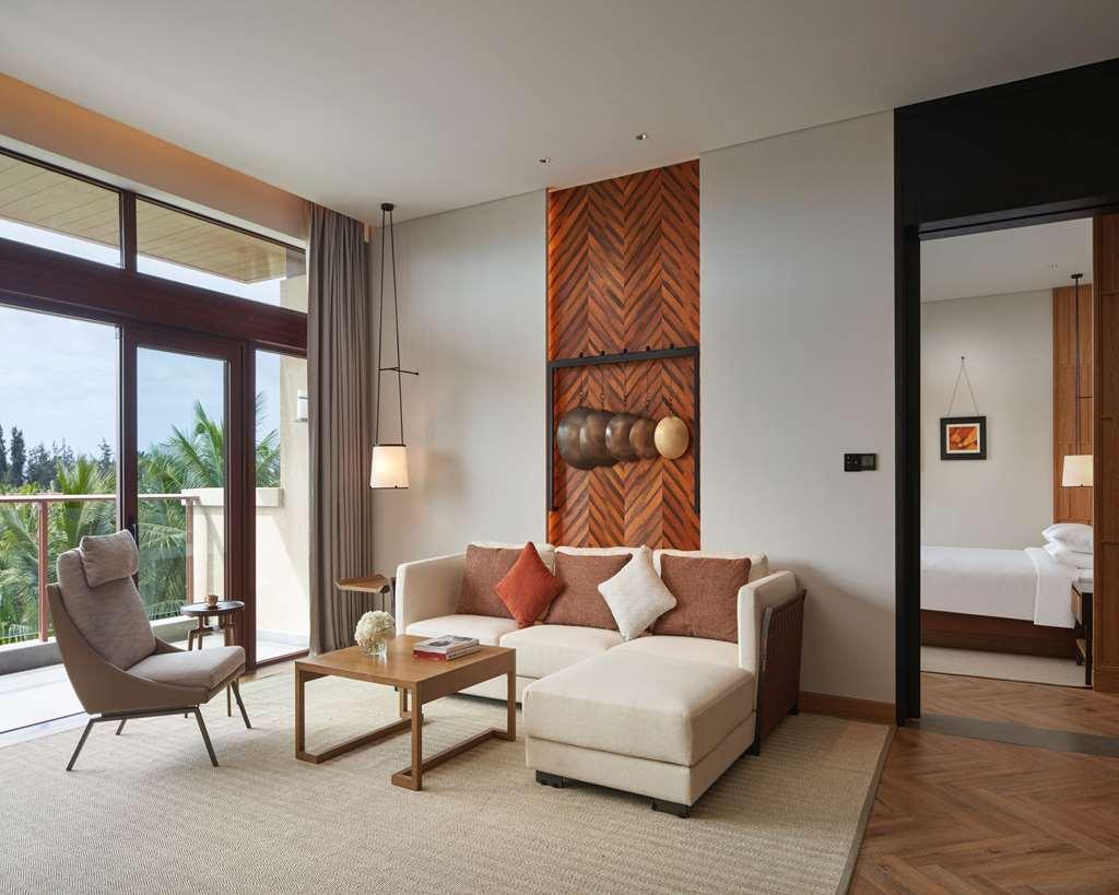 Hotel Grand Hyatt Shenzhou Peninsula Wanning Zimmer foto